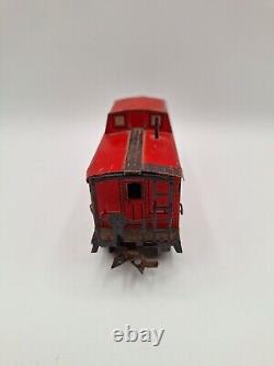 Vintage Tin Marx Train Set, O gauge, tin cars and locomotive, witheUnit tested